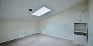 18 Amsterdam Avenue Gallery 22