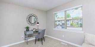 Laurel Ridge Apartments Gallery 11