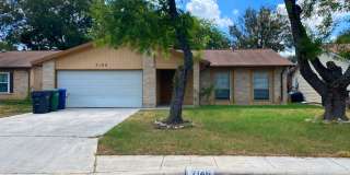 3 Bedroom 2 BTH NORTHSIDE ISD Gallery 1