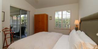 ** BONITA BAY ** BEAUTIFUL 2 PLUS A DEN FURNISHED HOME ** SEASONAL OR 6 MONTH AND 1 DAY TO 12 MONTHS LEASE STARTING APRIL 1, 2026  ** BEAUTIFUL BONITA BAY AT BAY POINTE ** Gallery 32