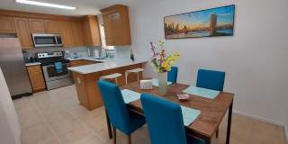 1401 W 9th Street Gallery 1