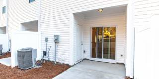 BEAUTIFUL 2 Bedroom Townhome in MIDLAND AVAILABLE JUNE 2026 Gallery 30