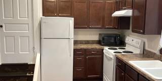 2-story duplex | 4 bedrooms and 2 full bathrooms Gallery 7