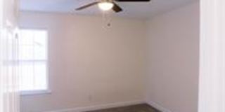 4418 Gold Flower Loop - 2F2 Gallery 1