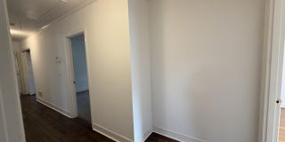 115 Adams Avenue Gallery 77