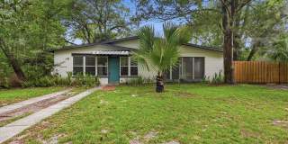 3 BR/ 2 BA Mid Century Modern Home/Fenced Yard/Lawn Care Included Gallery 1