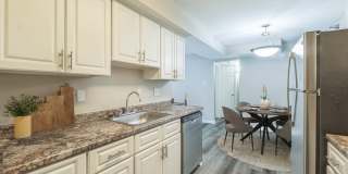 The Lexington Gallery 14