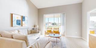 350 Robin Hood Cir. #202 Gallery 1