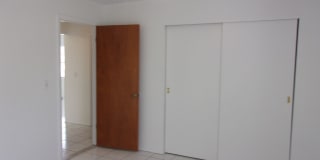 Adorable 3 Bedroom Home with Large Lanai Gallery 22