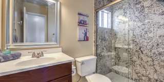 1918 Pintura Circle Gallery 22