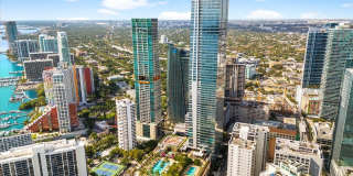 1425 Brickell Ave Gallery 58