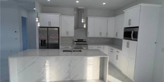 1022 Candlelight Drive Gallery 8