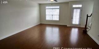 Beautiful 3BR, 2.5 Ba End Unit townhome in the Pavilion at Pantops Gallery 5