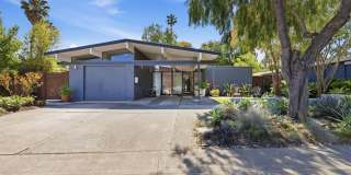 Beautifully Remodeled, Furnished 3 Bed + Office, 2 Bath Home- Available Short Term Only! Gallery 1