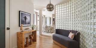 260 West Broadway Gallery 10