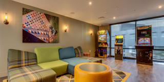 Juxt Gallery 27