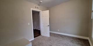 Unicorn alert!!!  5 bedroom 2 story home of your dreams! Gallery 35