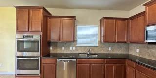 Viewable Now!  Small Pets Accepted! Gallery 13