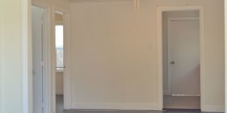 ☀️Newly Remodeled 2 Bed / 1 Bath Apartment Unit  – Great Layout Gallery 1