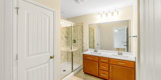 5911 Eckhert Gallery 21
