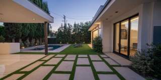 11658 Morrison St Gallery 37