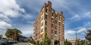 Elmwood Apartments Gallery 9