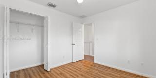 1406 Southeast 26th Court Gallery 12