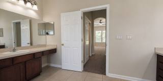 READY NOW!! Great 4 Bedroom, 2 Bath House with a HUGE yard - Near I-295 & Dunn with quick access to I-95, Baptist North Medical Campus and River City Marketplace Gallery 13