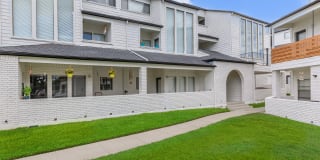 Axis Waterfront Gallery 12