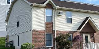 306 WALNUT COURT Way Gallery 1