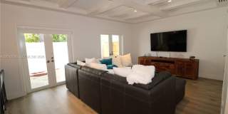 7961 SW 110th Ter Gallery 19
