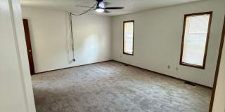 Beautifully Updated 5 Bedroom Rockrimmon Ranch Home Backing to Open Space Gallery 23