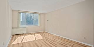 11801 ROCKVILLE Pike Gallery 14