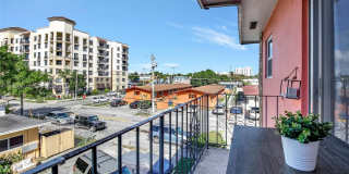 458 SW 9th St Gallery 7