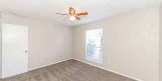 Top Location! Right in the heart of beautiful downtown Boerne! Gallery 29