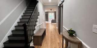 37 Willow Glen NE Gallery 2