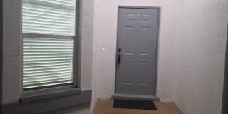 Duplex for rent with a pool Gallery 28
