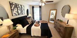 Green Arbor Gallery 27