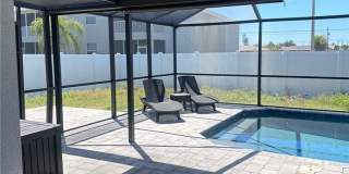 2926 SE Santa Barbara Place Gallery 1