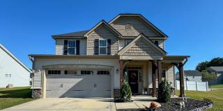 Beautifully Maintained 3 Bed 2.5 Bath Home in West Gate Gallery 1
