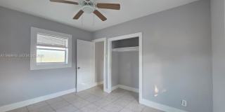 1430 NW 7th St Gallery 2