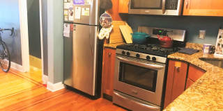 Gorgeous 3-Bed Townhome in Whitman! Available mid-July! Gallery 8