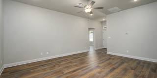 2801 Tulip Drive Gallery 11