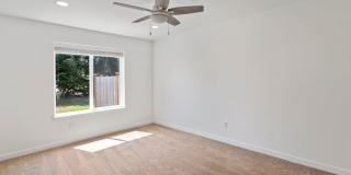 4 Bed 2.5 Bath - Townhome - Hillcrest - NAS Whidbey Gallery 8