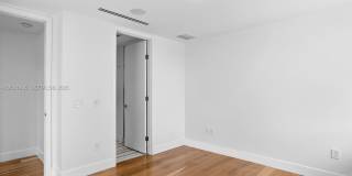 125 Hampton Ln Gallery 56