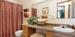 Mariners' Glen Apartment Homes Gallery 10