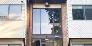 1111 EDISON GLEN Terrace Gallery 1