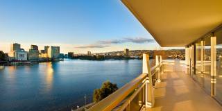 1200 Lakeshore Gallery 12