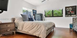 7521 SW 63rd Ct Gallery 32