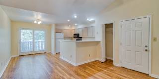 Walnut Springs Apartments Gallery 24